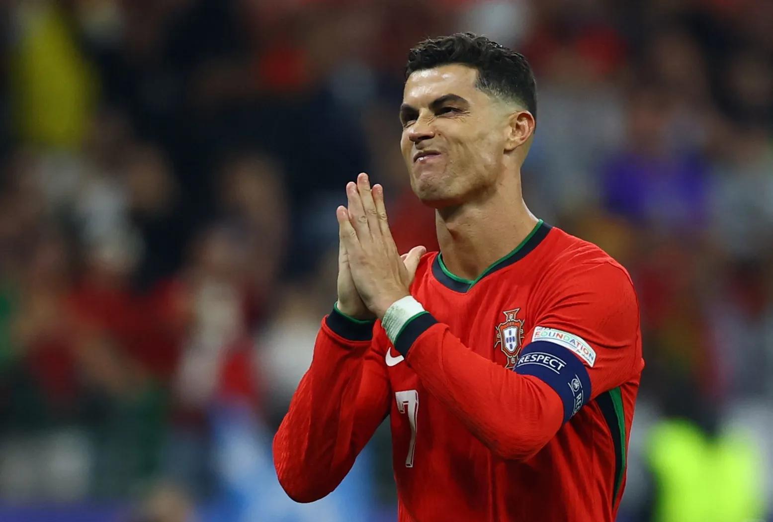 Kaiyun登录通道包含法国队不断突破！，C罗连续七场比赛得分超过重要助攻观众掌声雷动的词条