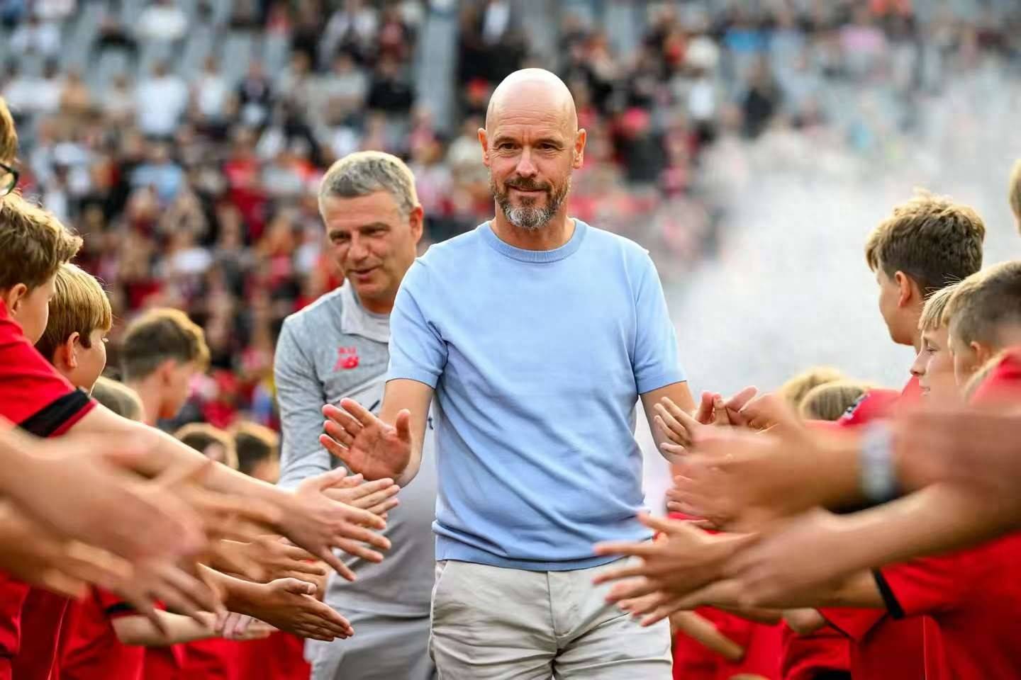 勒沃库森迎欧篮联关键赛，赛前止住颓势，球迷炸锅，身体对抗强度拉满的简单介绍